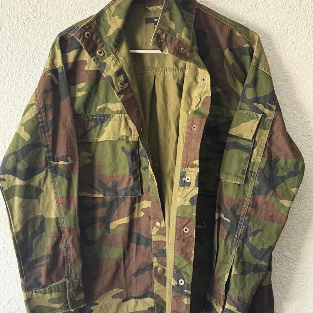 Forever 21 camo button up
